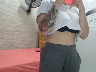 Live sex webcam photo for orianasabatil #240783121