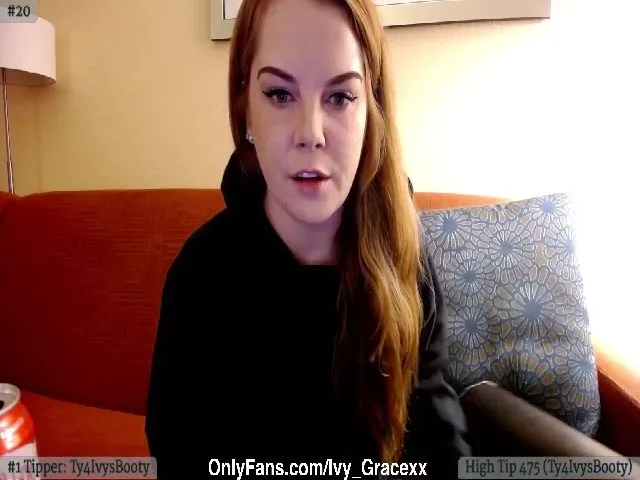 Live sex webcam photo for IvyGrace #259060336