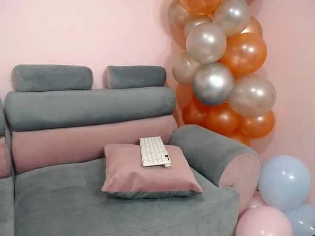 Live sex webcam photo for badcouples05 #249474317