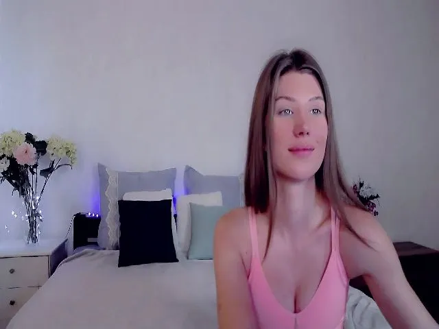 Live sex webcam photo for MalisaRobbyy #256219017