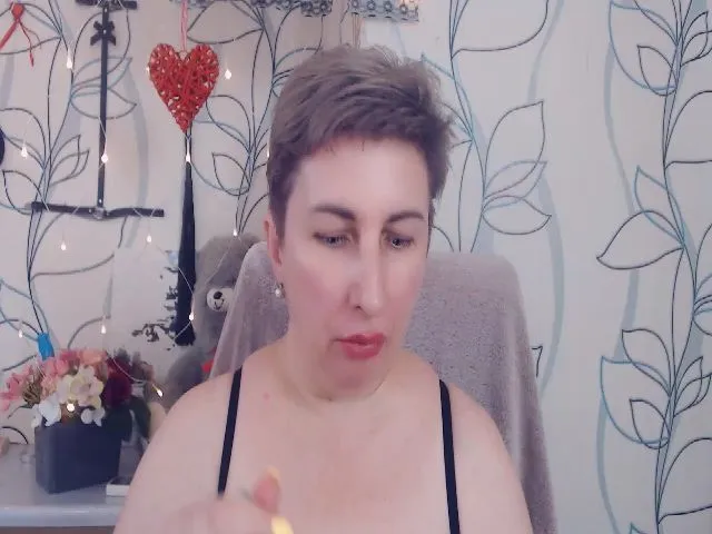 Live sex webcam photo for DepravedMadam #255851210