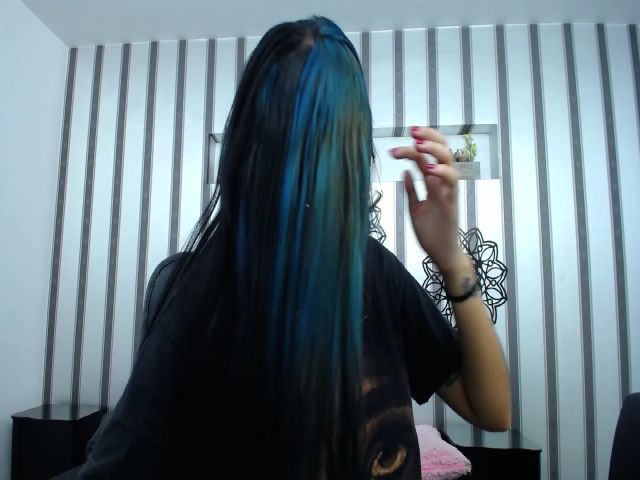 Live sex webcam photo for Charlotte_LW #263306910