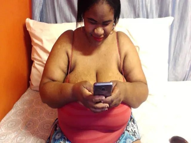 Live sex webcam photo for Sweetnozie #263014304