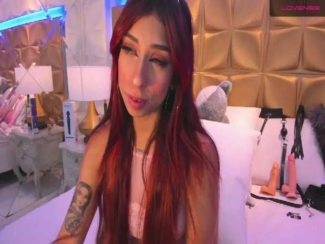 Live sex webcam photo for CandyLaw_ #254788476