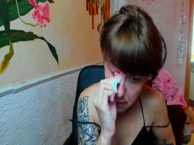 Live sex webcam photo for Reginasmilee #254034114