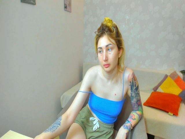 Live sex webcam photo for TabeyaLyy #254960603