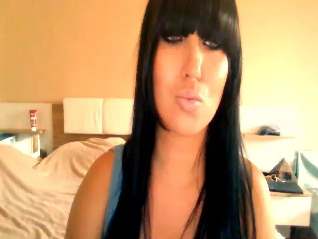 Live sex webcam photo for TiptoPanther #258697101