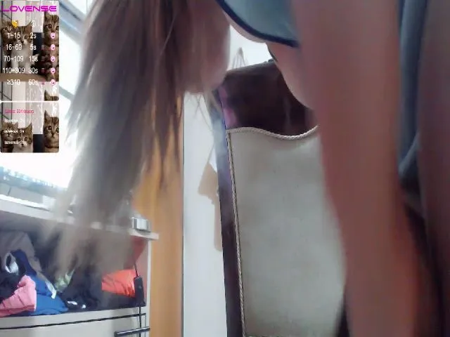 Live sex webcam photo for Meganhill_ #262851435