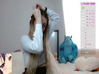 Live sex webcam photo for SamantaCollen #251644289
