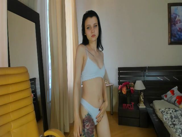 Live sex webcam photo for SoniNex #258652978