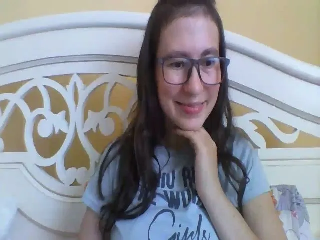 Live sex webcam photo for JUST7U #254119384