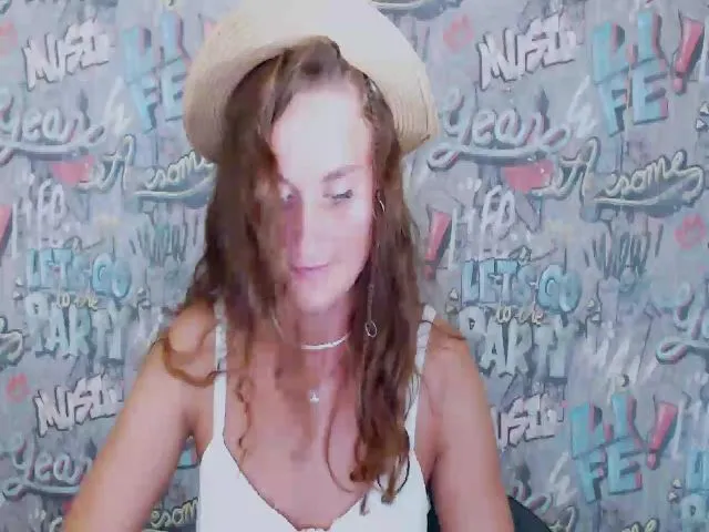 Live sex webcam photo for Felliciya #260790544