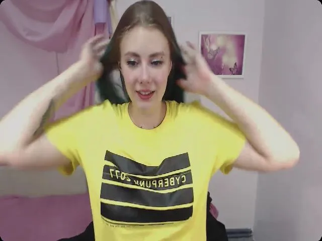 Live sex webcam photo for AprillSnow #253924255