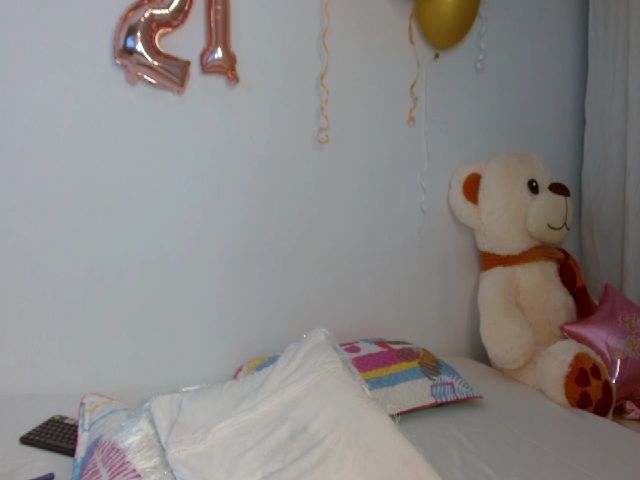 Live sex webcam photo for lina_castillo #259596140