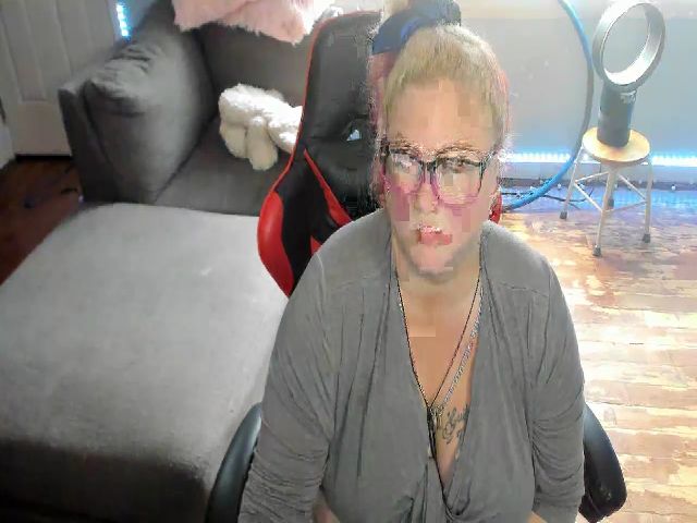 Live sex webcam photo for Janrubygirl #255708961