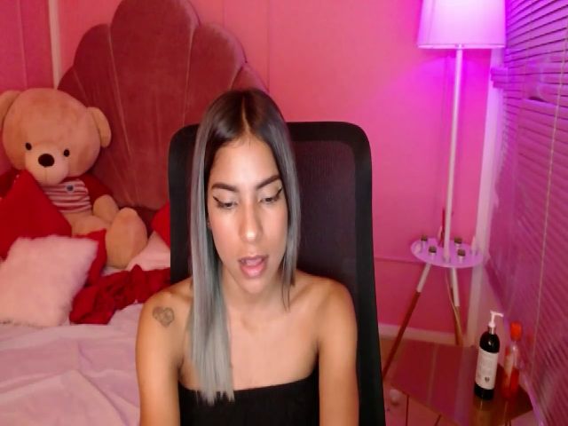 Live sex webcam photo for Diane_sinn #256106542