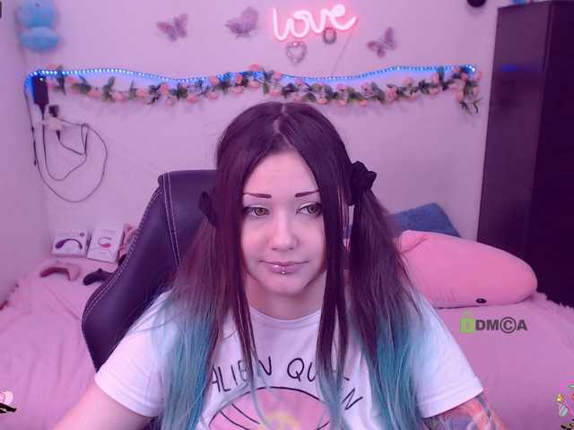 Live sex webcam photo for LittleKitsune #242925641