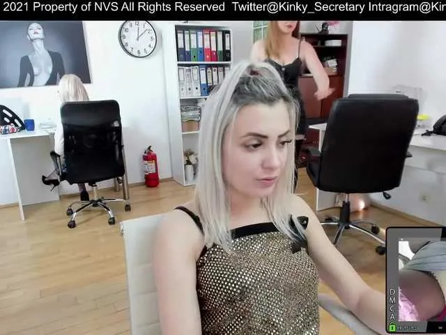 Live sex webcam photo for KinkyOffice #241117213