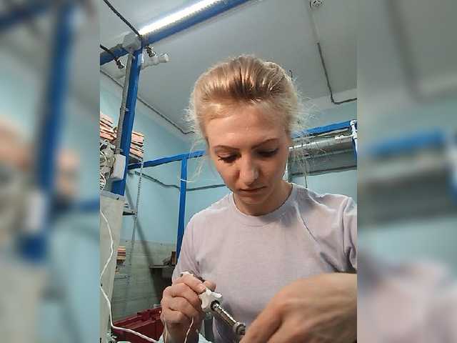 Live sex webcam photo for Anesteishen #259786107