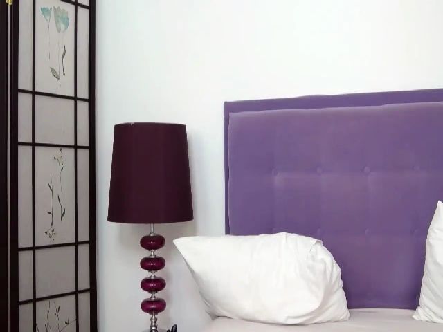 Live sex webcam photo for InnaHottyX #260696425