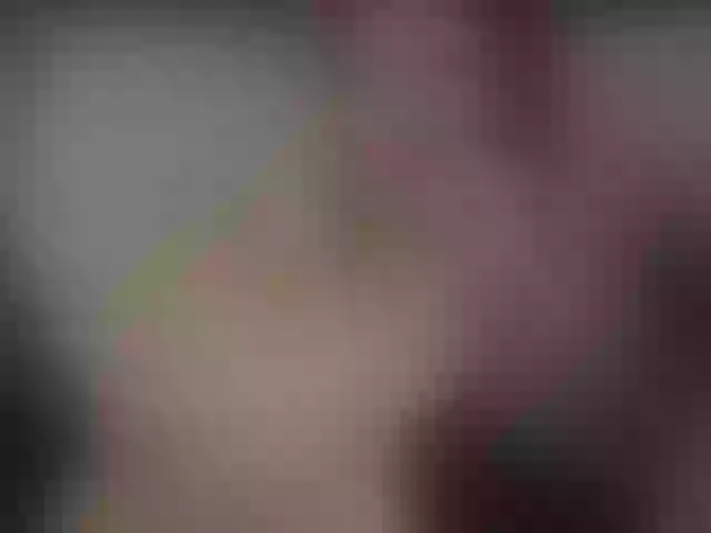 Live sex webcam photo for AnnaShine #241101775