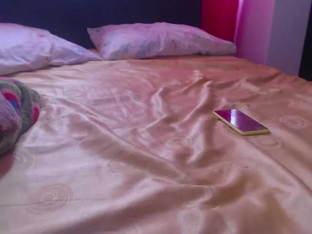 Live sex webcam photo for Daizy-cooper #243037466