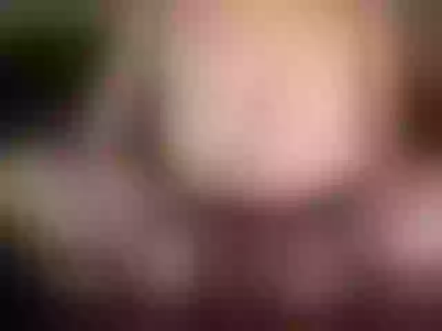 Live sex webcam photo for ladysquirt89 #252046565