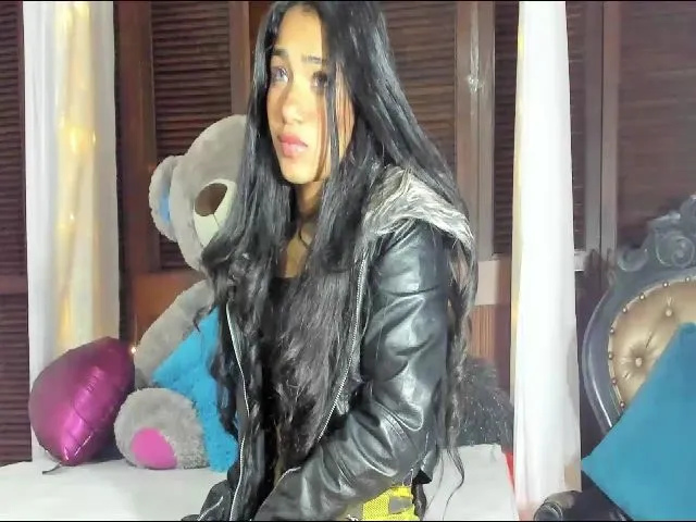 Live sex webcam photo for Latinangel1_ #256130360