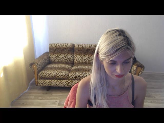 Live sex webcam photo for SexyBeatriice #254754079