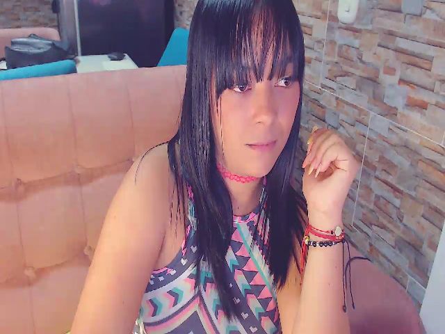 Live sex webcam photo for SalomeFrancoo #265382370