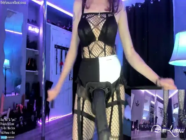 Live sex webcam photo for DomLioness #253323663