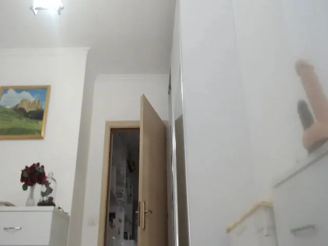 Live sex webcam photo for Ohhhhxo #259899439