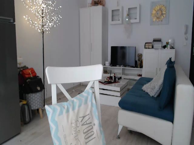 Live sex webcam photo for Aly_Ravennx #253743061