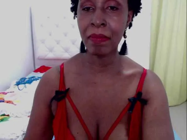 Live sex webcam photo for THEACHMATURE #240976489