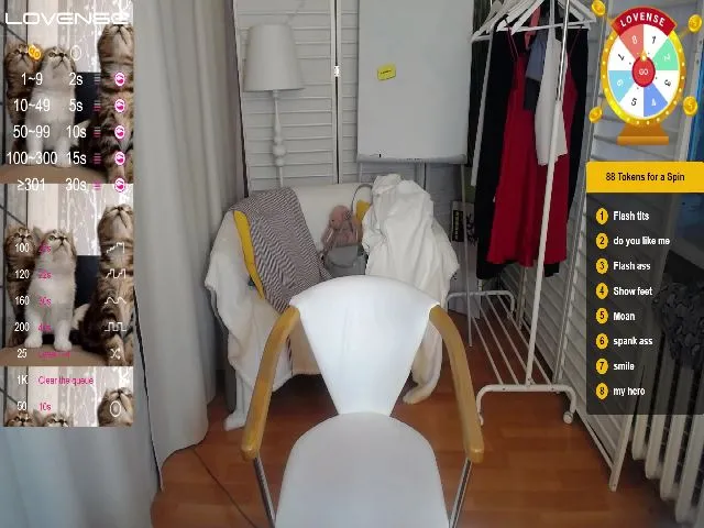 Live sex webcam photo for StayWild21 #255694862