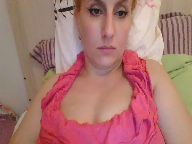 Live sex webcam photo for squirtvicky #255144388