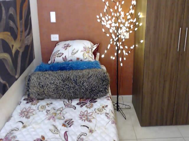 Live sex webcam photo for Forevermanu #260700432