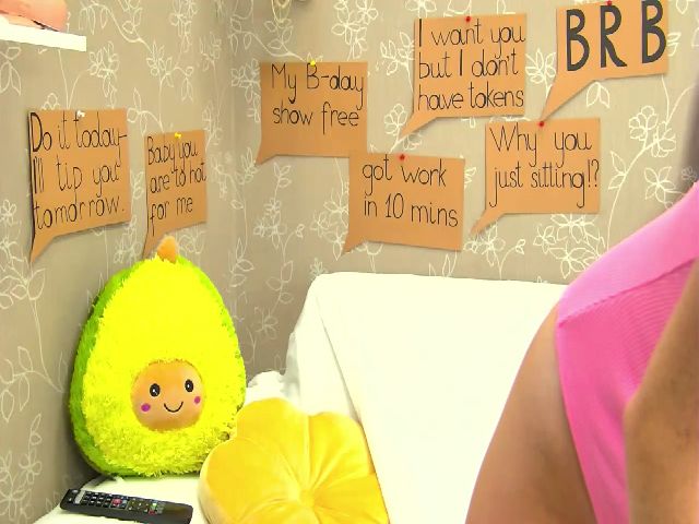 Live sex webcam photo for CaNaDaDi #264232078