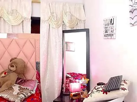 Live sex webcam photo for j_malongbrow #242585706