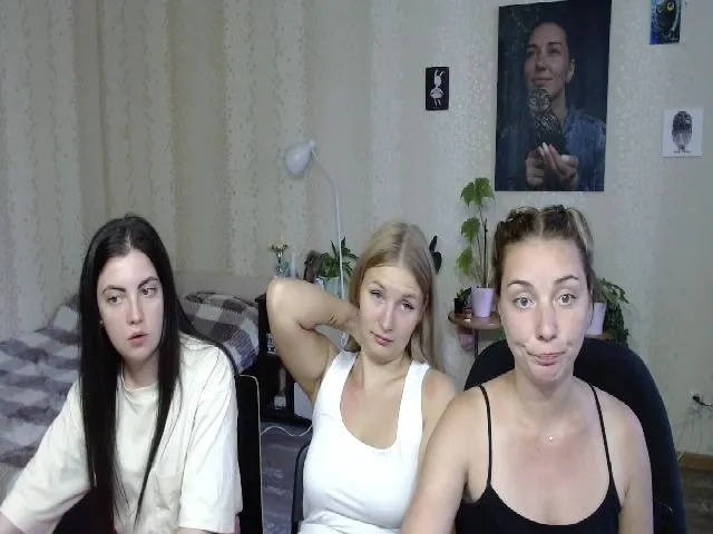 Live sex webcam photo for UrBlack_Kitty #259961779