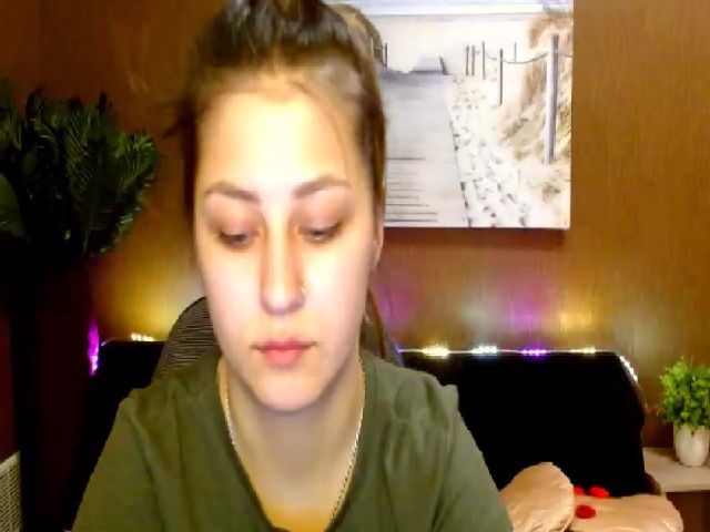 Live sex webcam photo for MsDream_ #254168246