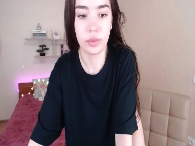 Live sex webcam photo for JessieBree #264853550