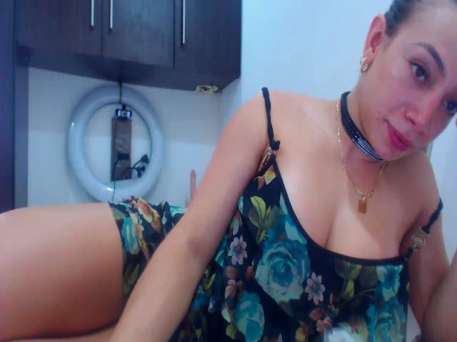 Live sex webcam photo for SweetNinotCHk #254579486