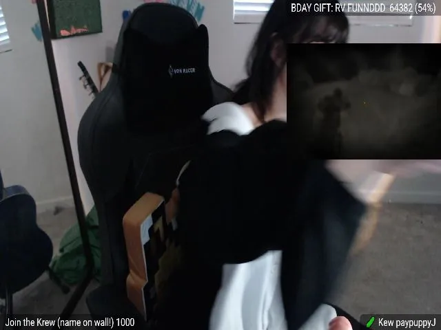 Live sex webcam photo for kewcumber #261773192