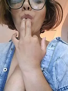 Live sex webcam photo for Alejandra-keeler5 #244897558