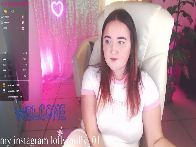 Live sex webcam photo for MollyLoo #265043210