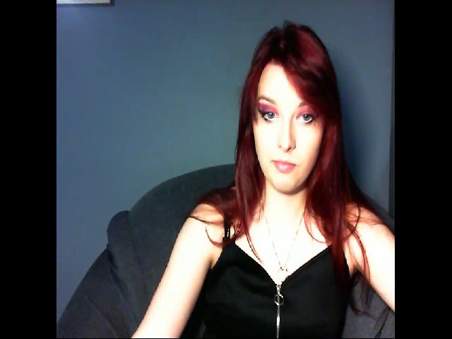 Live sex webcam photo for VirginLuna18 #257056370