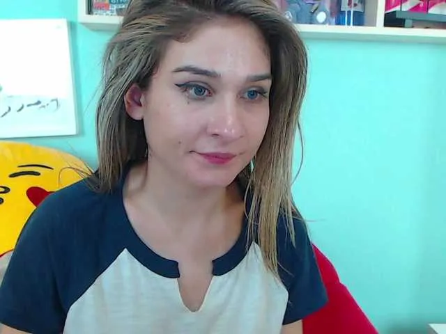 Live sex webcam photo for Sofia-Joy #241006548