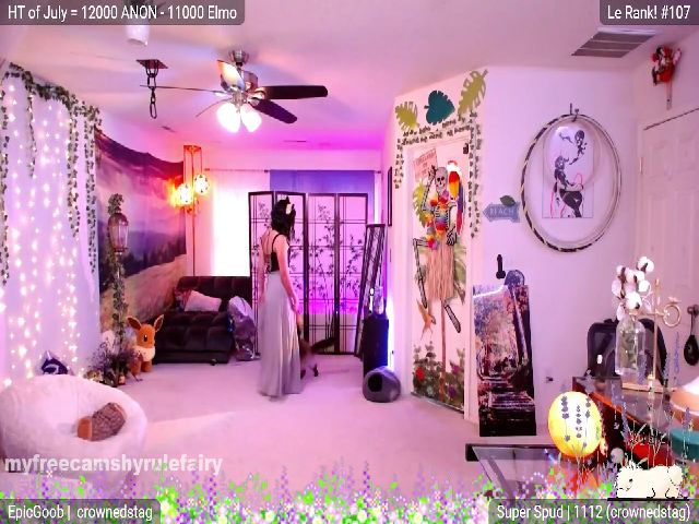 Live sex webcam photo for HyruleFairy #262450553