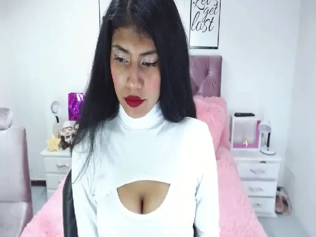 Live sex webcam photo for PeytonBrunett #262397998